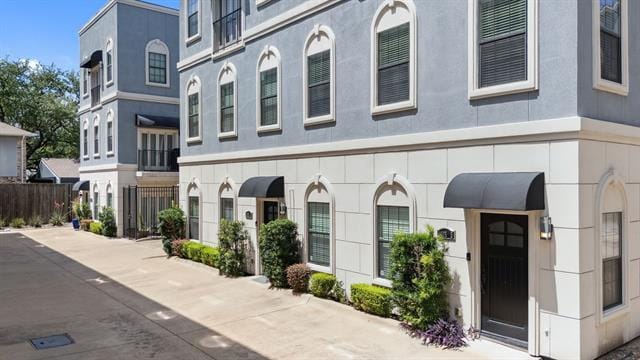 Photo - 1405 Mccoy St Townhome