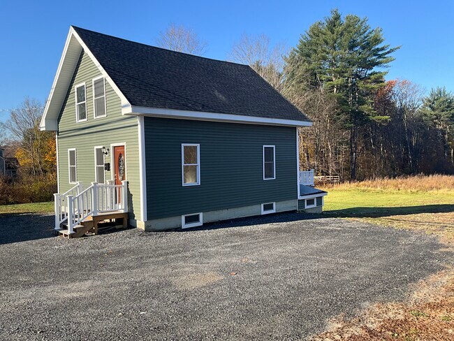 Photo - 450 Riverside Dr