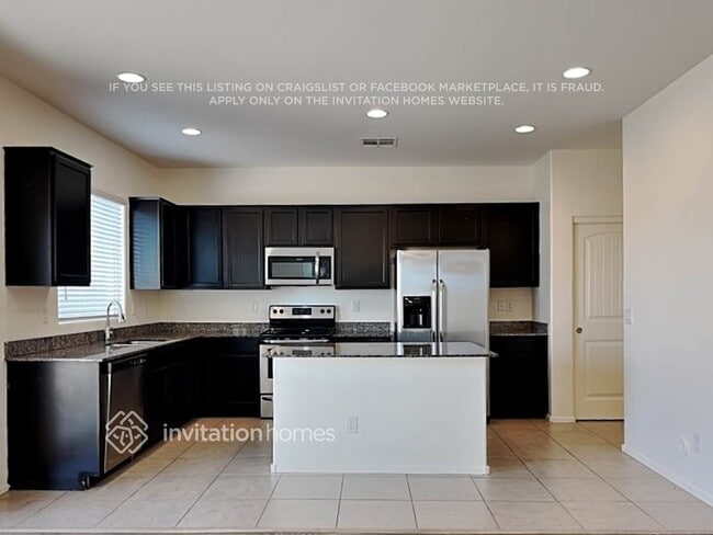 Photo - 1295 E Palomino Way