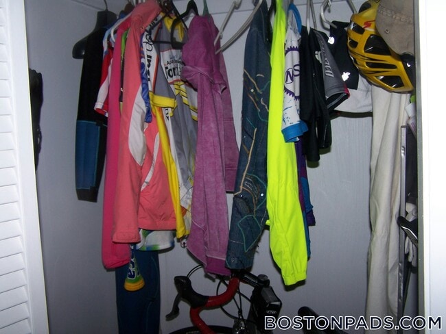 56 Humphrey St Unit 2