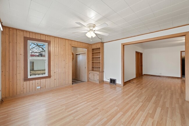 Photo - 25 E Chestnut Ave