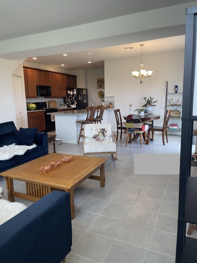 Photo - 588 Ferrule Dr