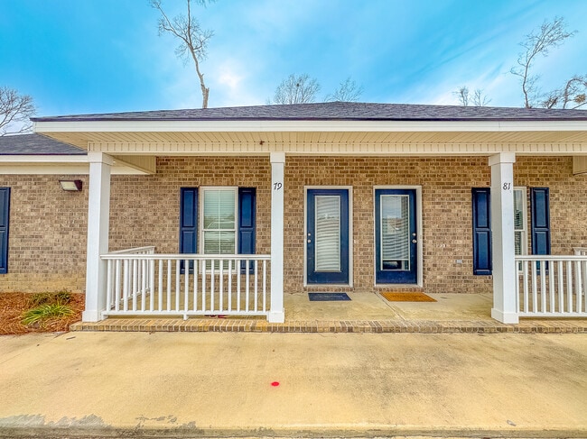 Building Photo - 79 Stockyard Rd