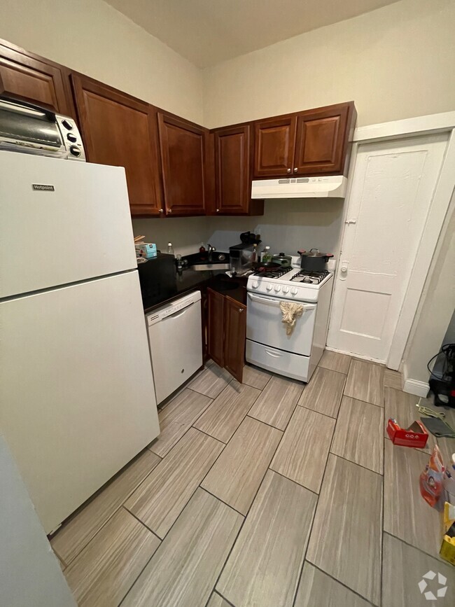 Building Photo - 34 Edgerly Rd Unit 21 Rental