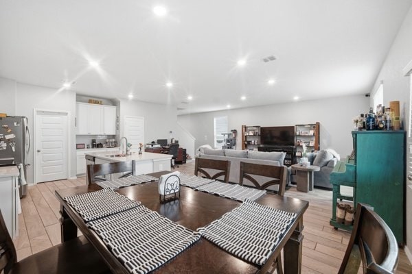 Photo - 2405 Ayers Dr