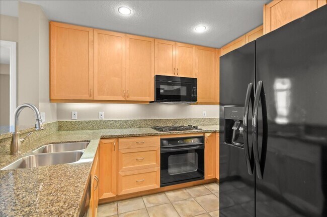 Photo - Move-In ready 1 Bed + Den in Discovery on Cortez Hill in Downtown Unit 801