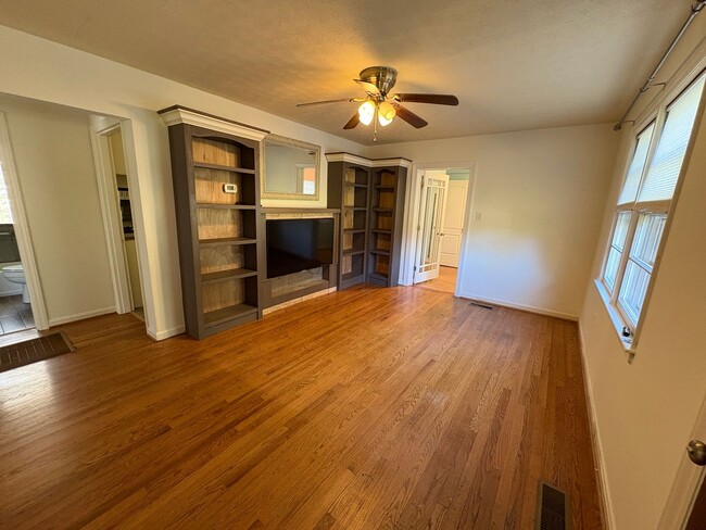 Photo - Beautiful home with lots of custom touches...