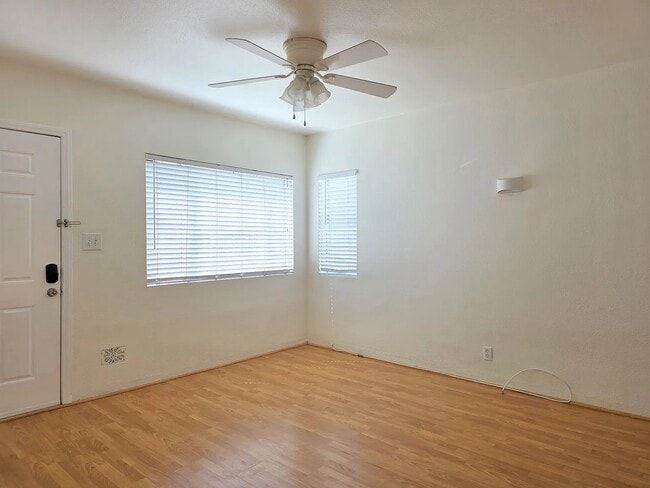 Photo - 2419 Arizona Ave Unit 2419