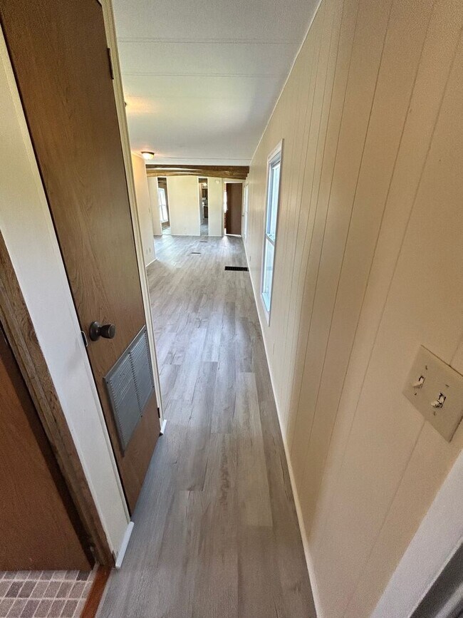 Photo - Thompsons Manor MHC