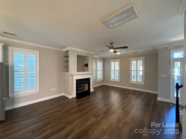 Photo - 1903 Lela Avenue