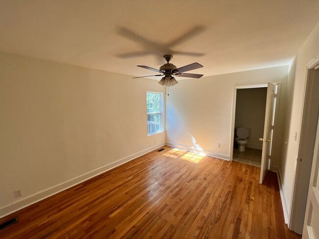 Photo - 2 bedroom 2 bathroom for rent!