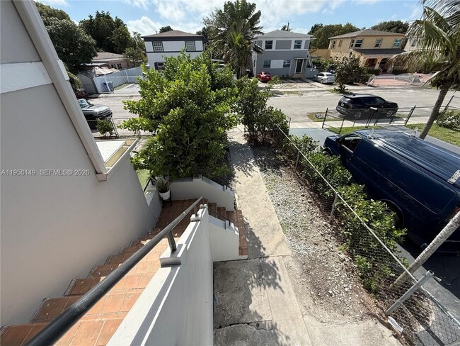 Photo - 2311 NW 15th St Unidad B