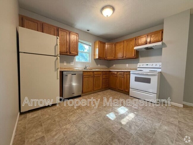 Building Photo - 808 Peach St Unit 2 Rental
