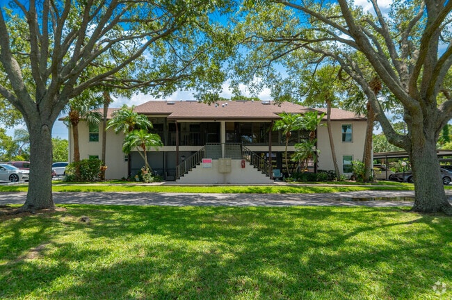 Building Photo - 6531 SE Federal Hwy Unit H1-204 Rental
