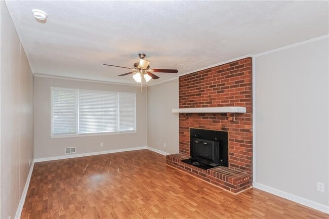 Photo - 609 Evergreen Dr