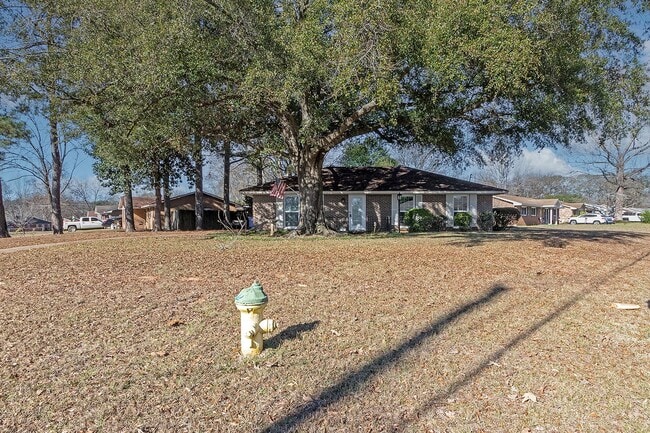 Photo - Home for rent in Prattville