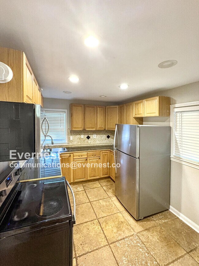 Photo - 2722 Harrington Dr