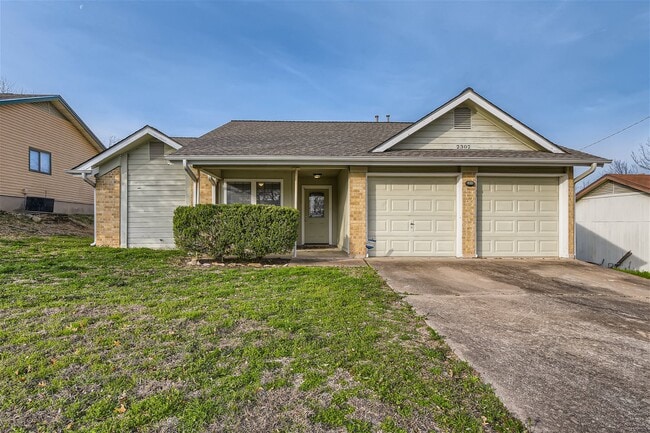Photo - 2302 Frontier Trl House