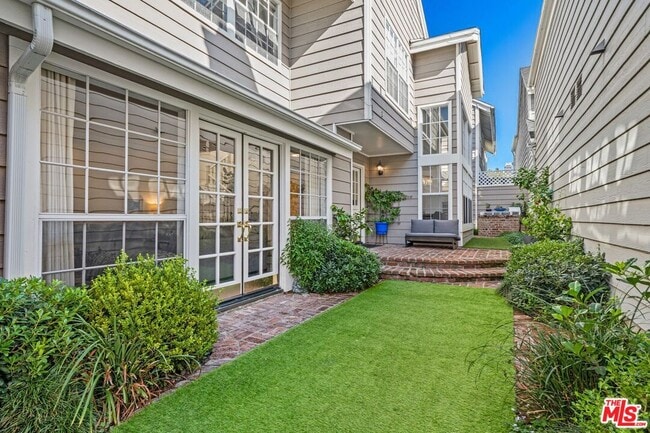 Photo - 13082 Mindanao Way