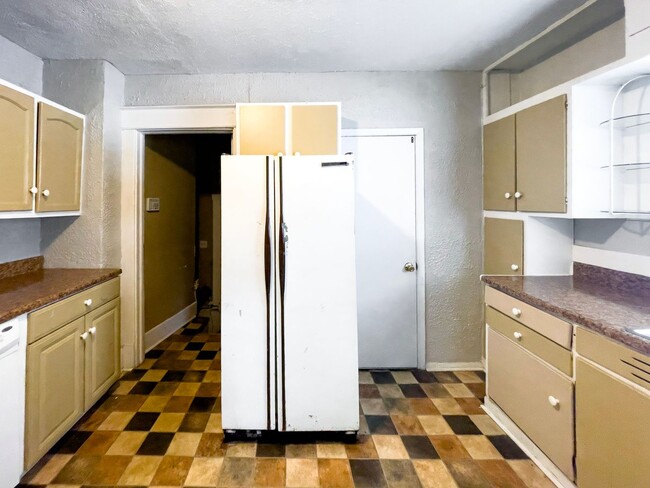 Photo - 808 W Beechwood Ave Unit 808 W. Beechwood