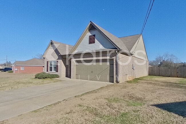 Photo - 10994 Lakeview Cir