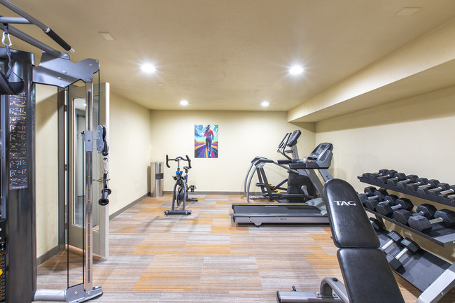 Fitness Room - Cedarwood Apartments