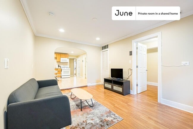 Photo - Room in Shared 3 bed/1 bath home Unit B