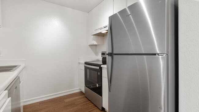 Photo - Villa Temecula Apartments