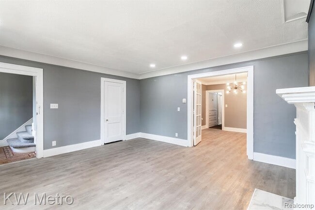 Photo - 3037 Calvert Ave