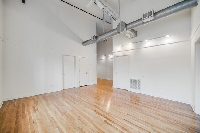 Photo - 716 Madison St Unidad 304