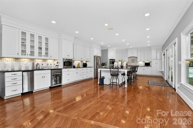 Photo - 9704 Saddle Ave