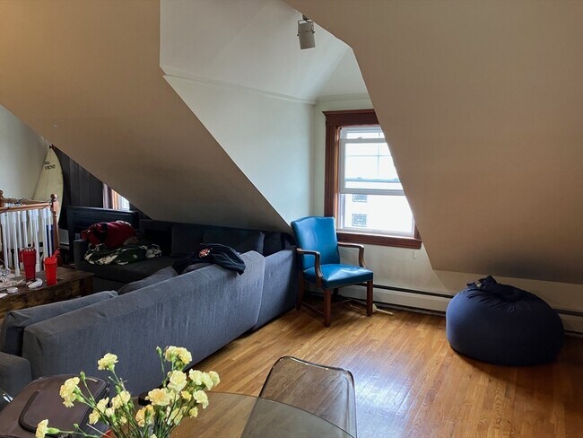 Photo - 67 Benton Rd Unit 3
