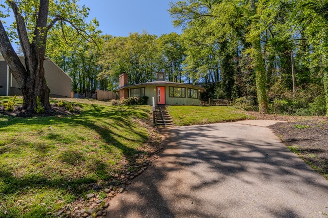 Photo - 112 Scarlett St