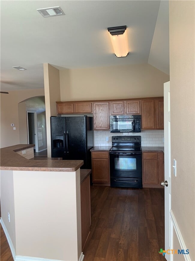 Photo - 1113 Branchwood Way