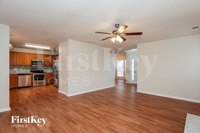 Photo - 1928 Killarney Pl