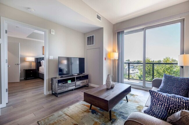 880 Pacific St Unit SI FL7-ID1039253P