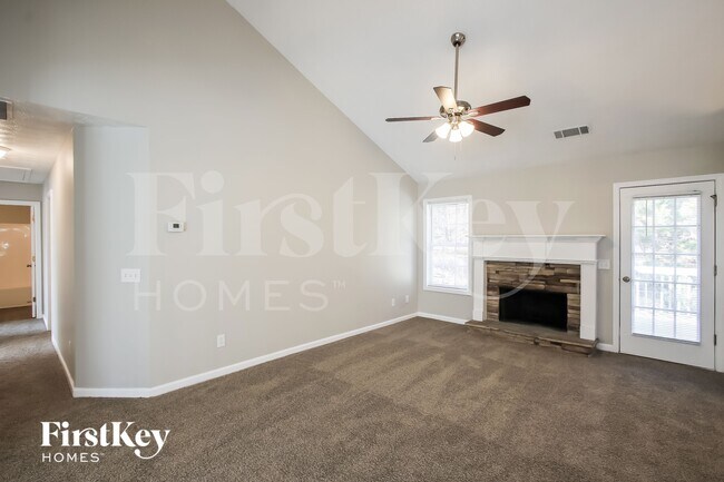Photo - 229 Springbrook Ct