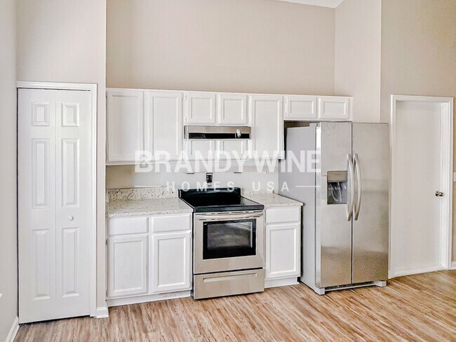 Photo - 439 Moby Dick Dr N