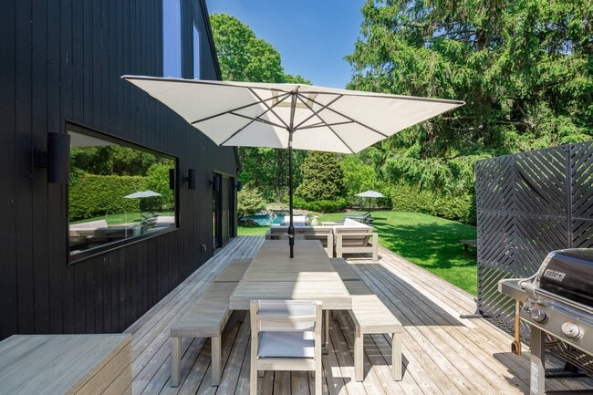 Photo - 27 Marion Ln