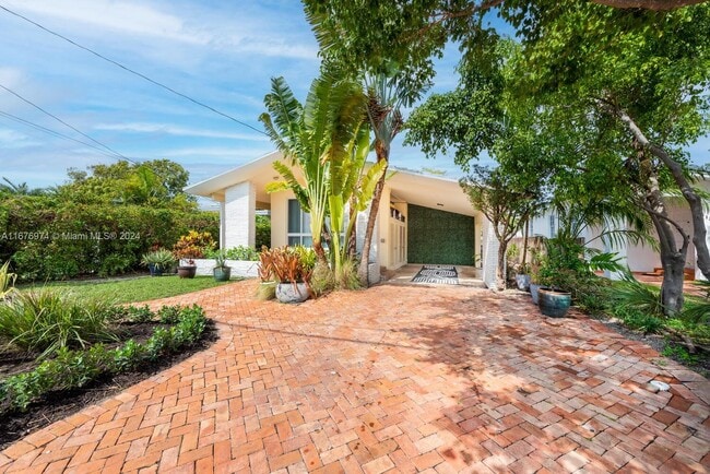 Photo - 9124 Emerson Ave