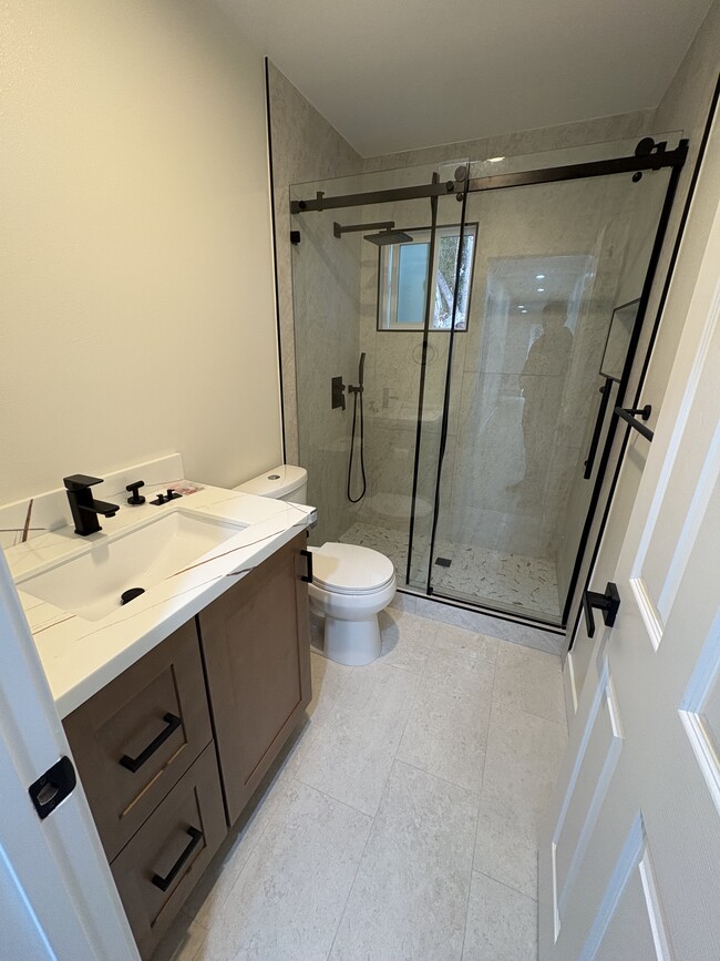 Photo - 2410 W Stanford St