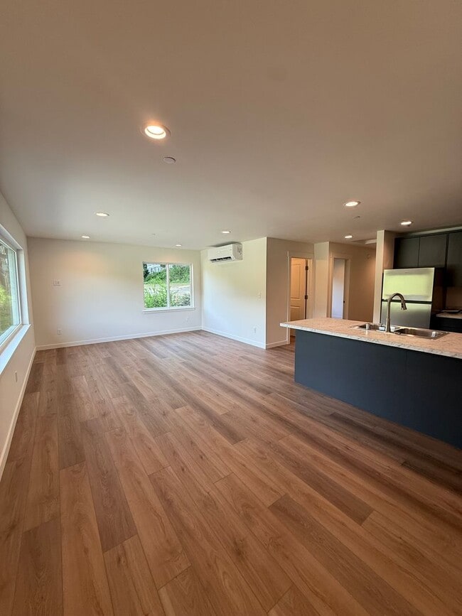 Photo - 705 W Lake Samish Dr Unit 703A W Lake Samish
