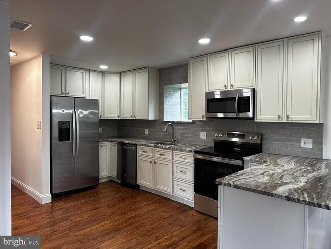 Photo - 1009 Davis Grove Rd