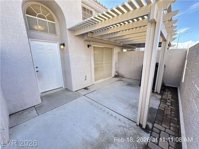 Photo - Spacious Henderson Townhome with No-Carpet Interior, Fireplace & Resort-Style Amenities!