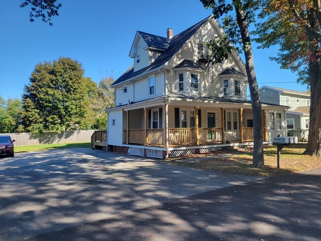 Building Photo - 293 Grove Ave Unit 2nd