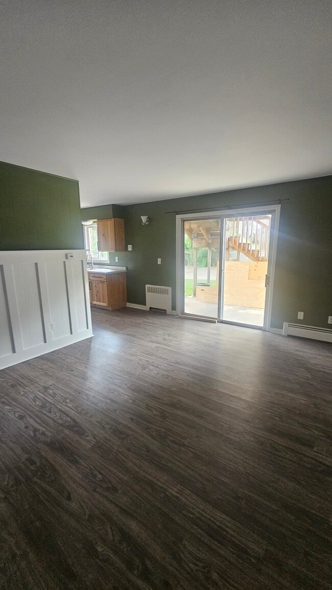 Photo - 2525 McKee Ave SW Apartments Unit 2