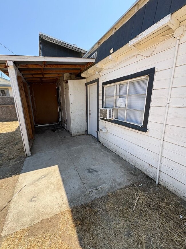 Photo - Dinuba country Home Rent Ready !