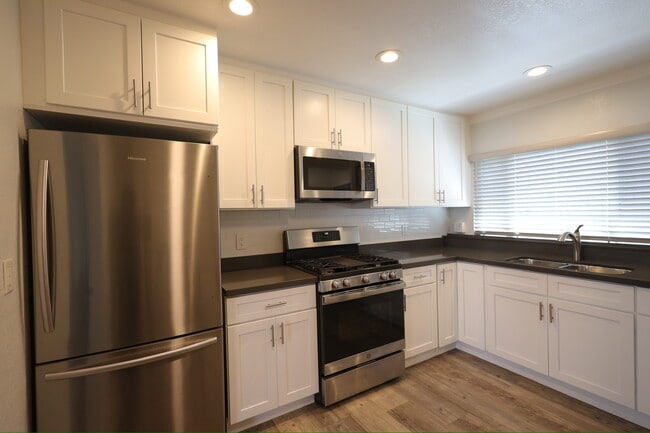 Building Photo - 1824 62nd St Unit B Rental