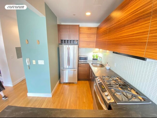 Photo - 11-24-24 31st Ave