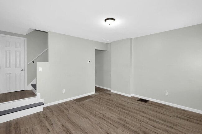 Photo - 1677-1679 East Whitter St Unidad 1679